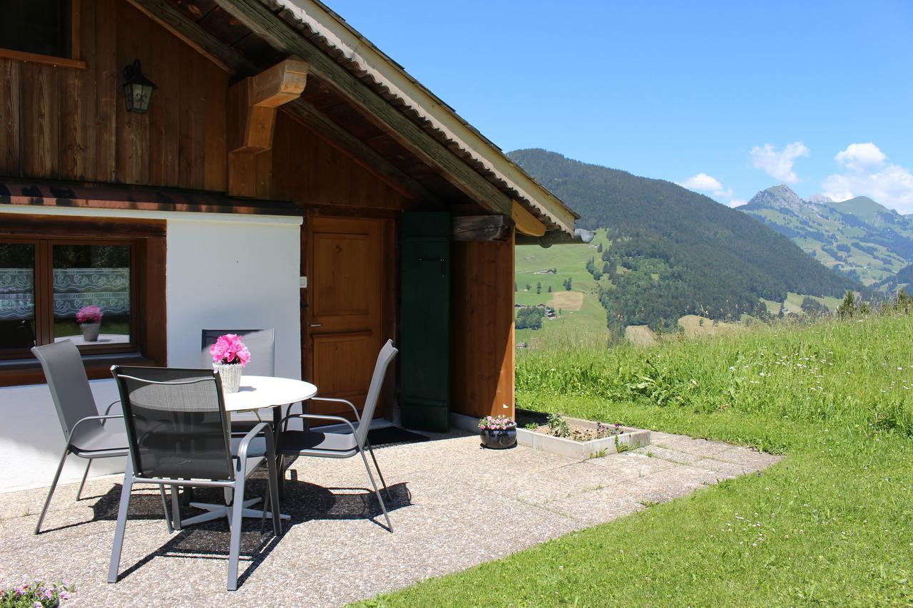 Les Mourriaux Apartamento Chateau-d'Oex Exterior foto